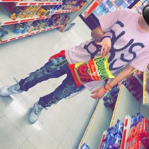 Meet your Posher, Yoo